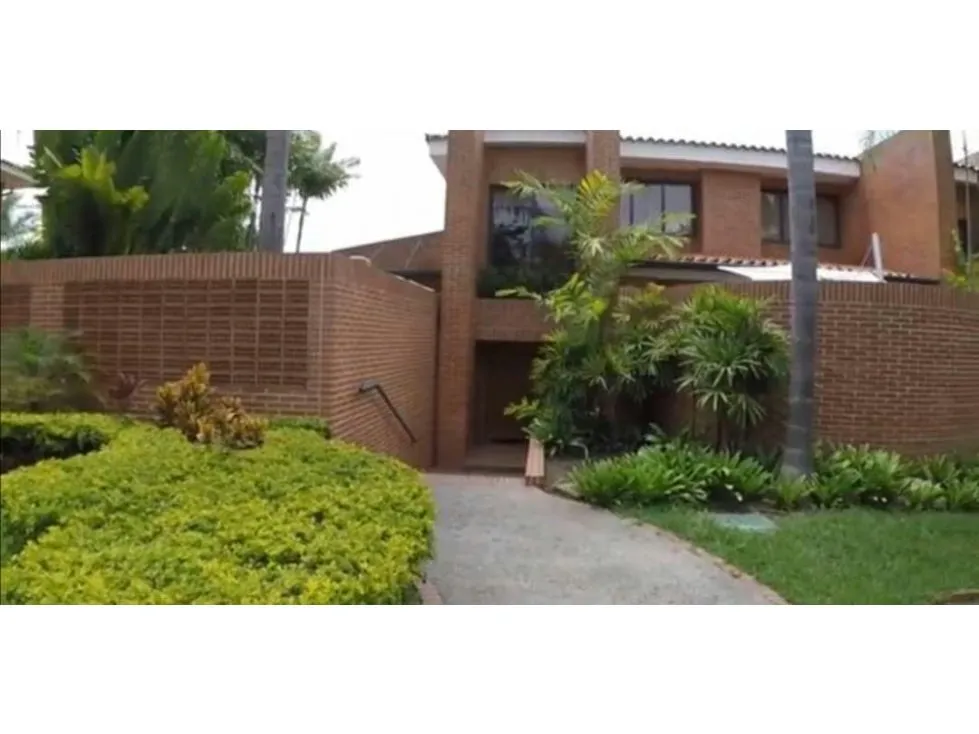 Se vende casa 410m2 4h/4b/7p Caurimare 3199