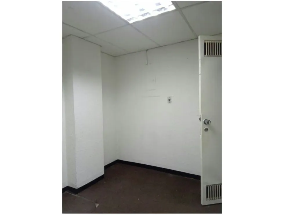 Vendo oficina 86m2 Centro de Caracas 3324 - 3