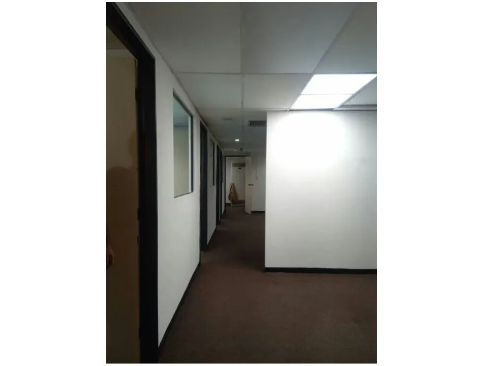 Vendo oficina 86m2 Centro de Caracas 3324 - 6
