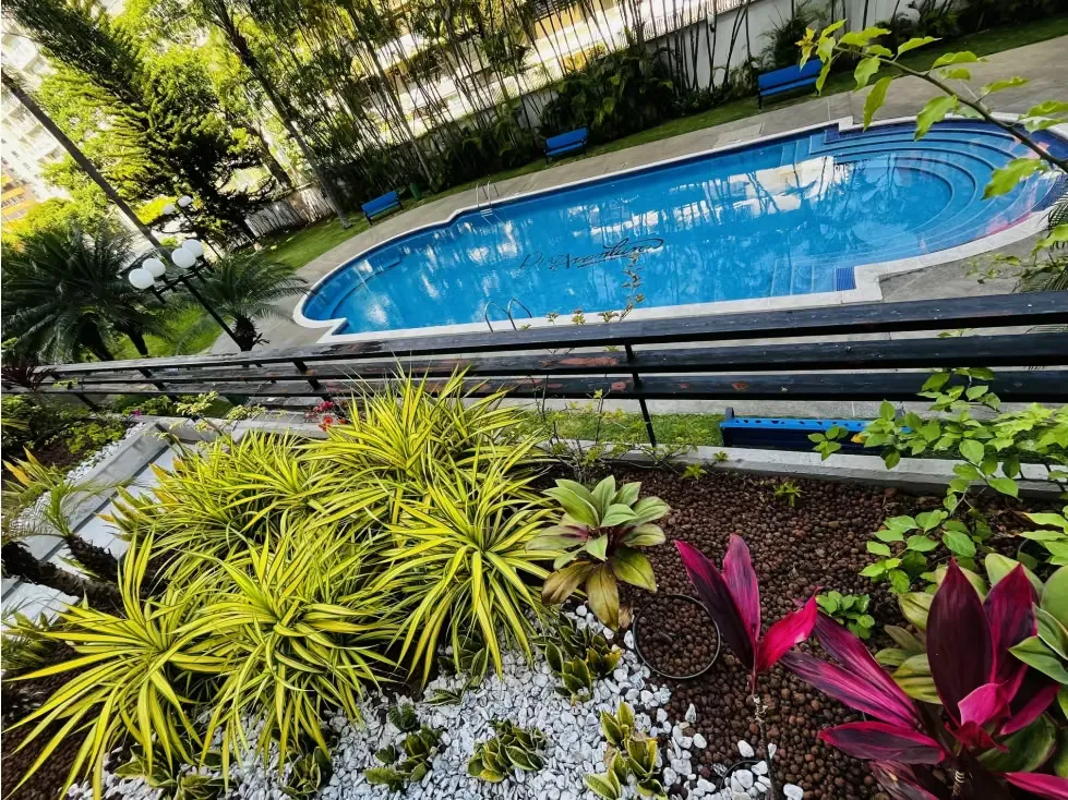 Vendo apartamento 156m2 Santa Eduvigis 6449