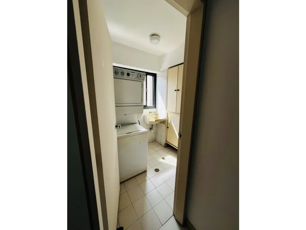 Vendo apartamento 156m2 Santa Eduvigis 6449 - 16