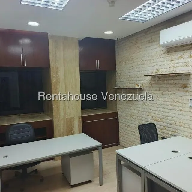 Oficina en Venta en Los Palos Grandes, Distrito Metropolitano - 13