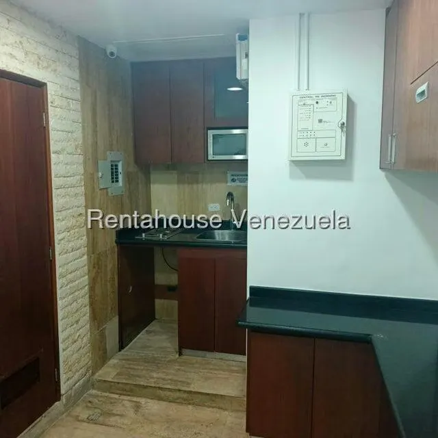 Oficina en Venta en Los Palos Grandes, Distrito Metropolitano - 17