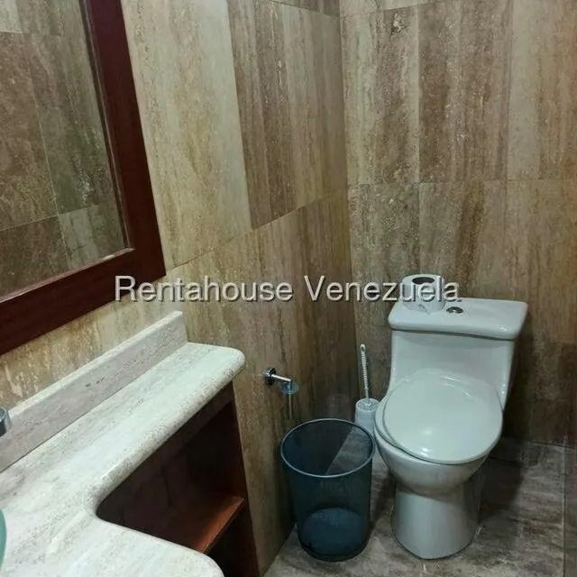 Oficina en Venta en Los Palos Grandes, Distrito Metropolitano - 19