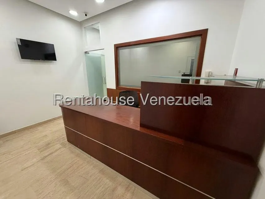 Oficina en Venta en Los Palos Grandes, Distrito Metropolitano - 4