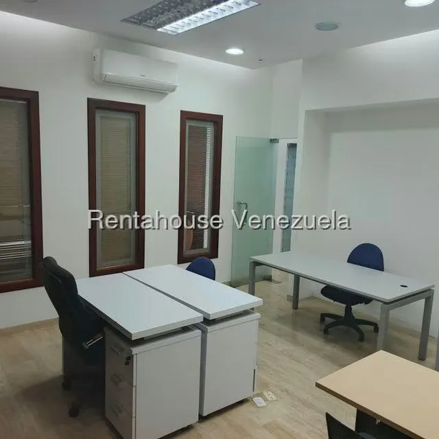 Oficina en Venta en Los Palos Grandes, Distrito Metropolitano - 10