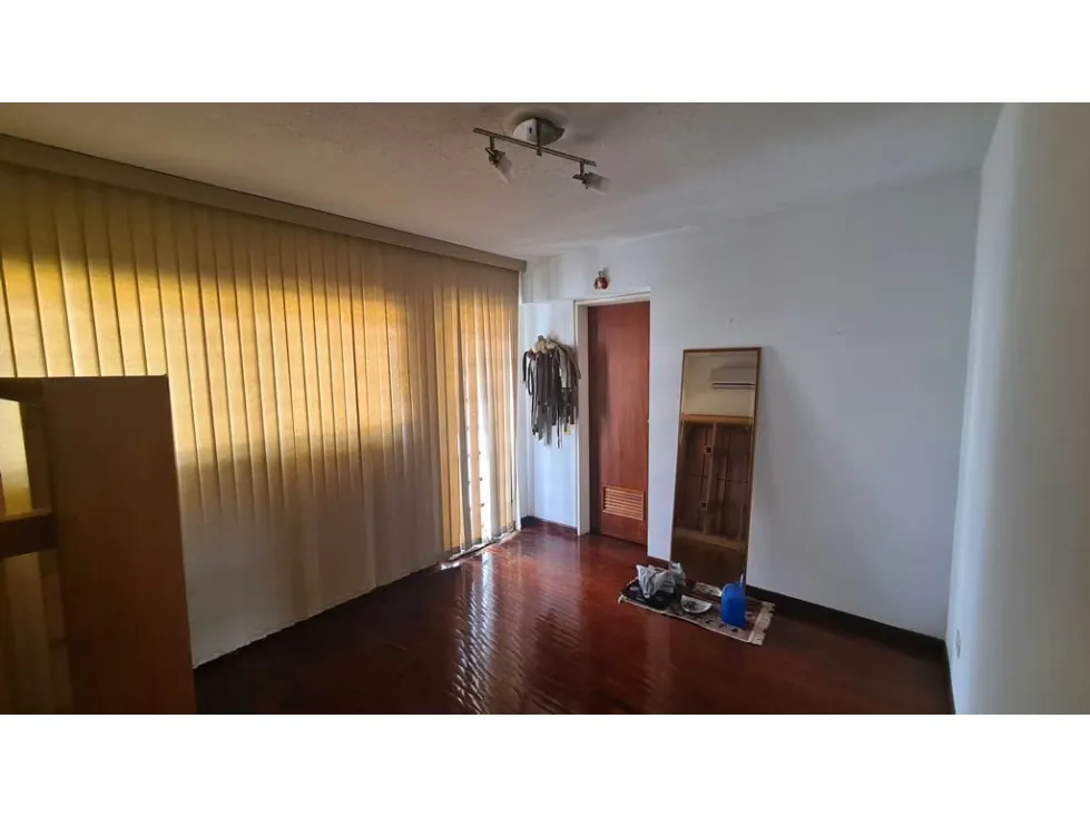 En Venta Apartamento PH Los Dos Caminos. Sucre, Caracas - 26