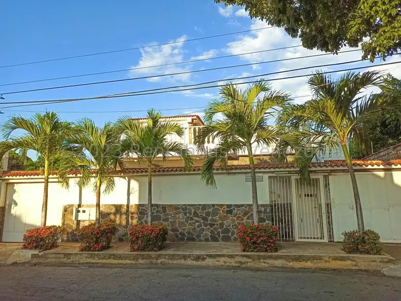 Casa (Multipes Niveles) en Venta en Palmar Este, Vargas