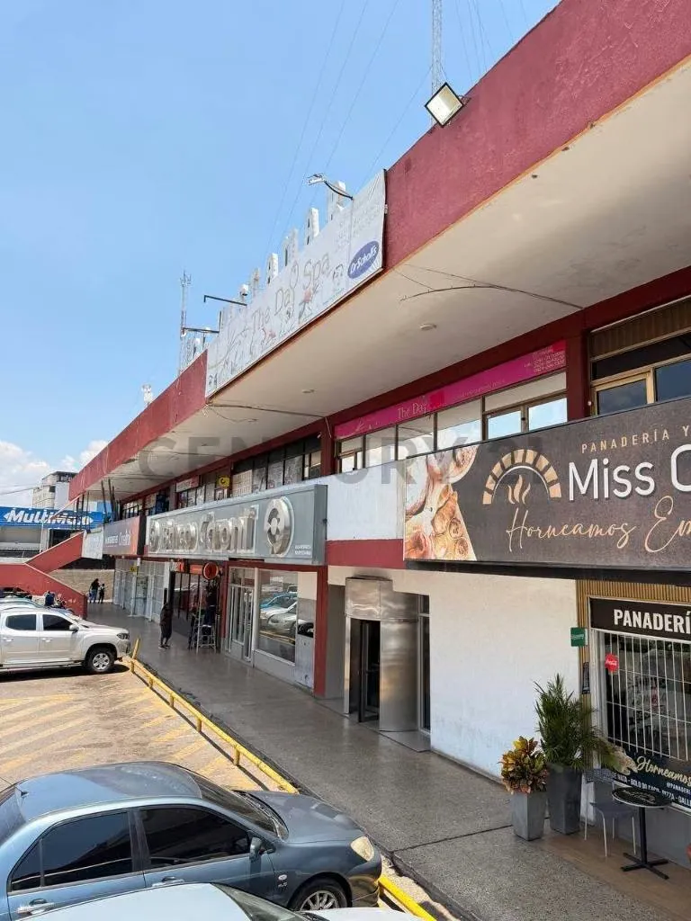 Local comercial en alquilar centro comercial vista mar