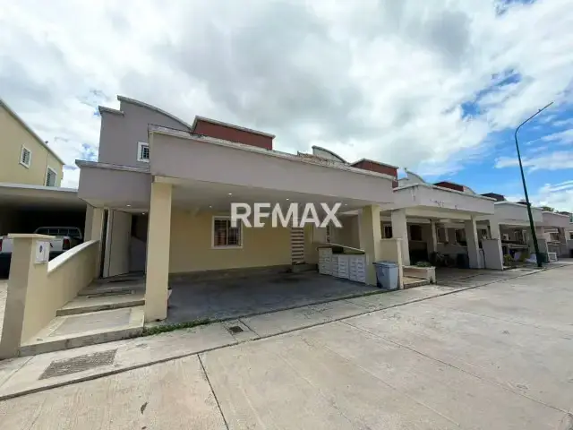 Amplia Quinta en Venta en Ciudad Roca Barquisimeto , Lara