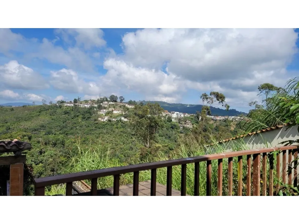 Casa en Venta en Los Castores San Antonio de los Altos 455m 6H/6B/2E - 15