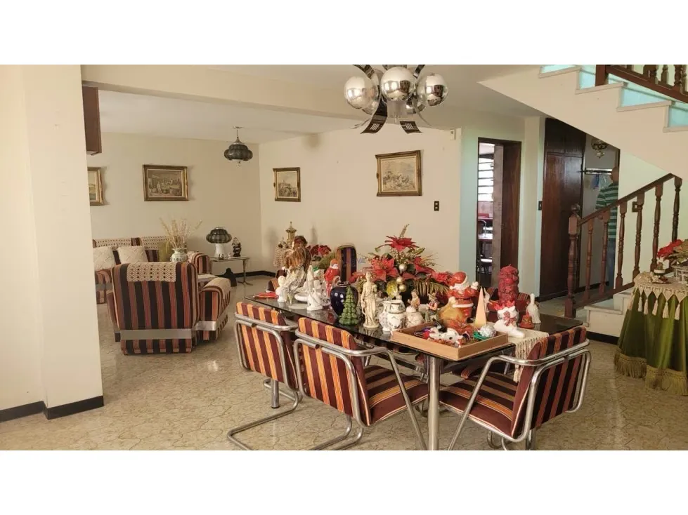 Casa en Venta en Los Castores San Antonio de los Altos 455m 6H/6B/2E - 3