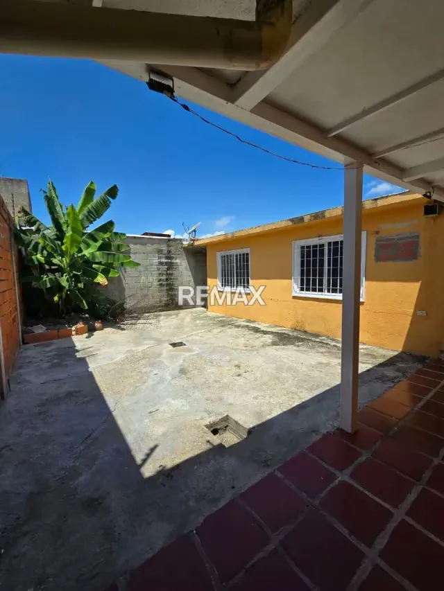 En Venta Casa En La Urbanización Tierra Del Sol Conjunto Residencial Los Almendrones San Joaquin - 15