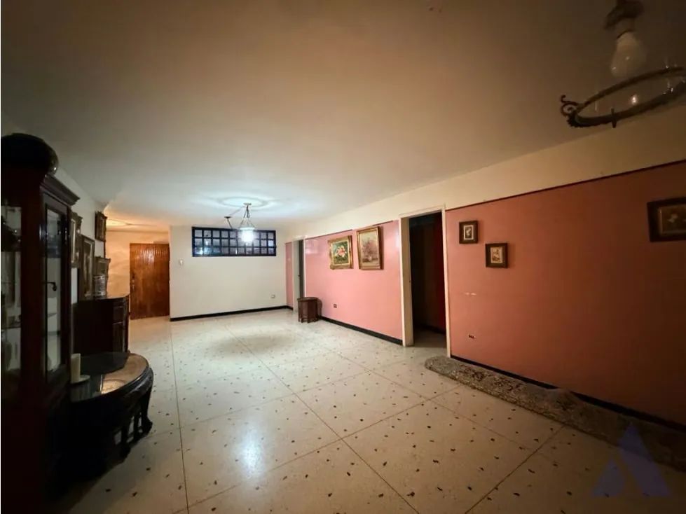 Se vende casa 600m2 Santa Mónica 0785 - 18