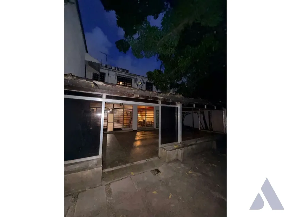 Se vende casa 600m2 Santa Mónica 0785 - 25