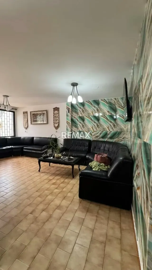 Casa en Venta - 3
