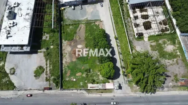 ¡Oportunidad! Complejos de Galpones en la Av. Intercomunal – Turmero