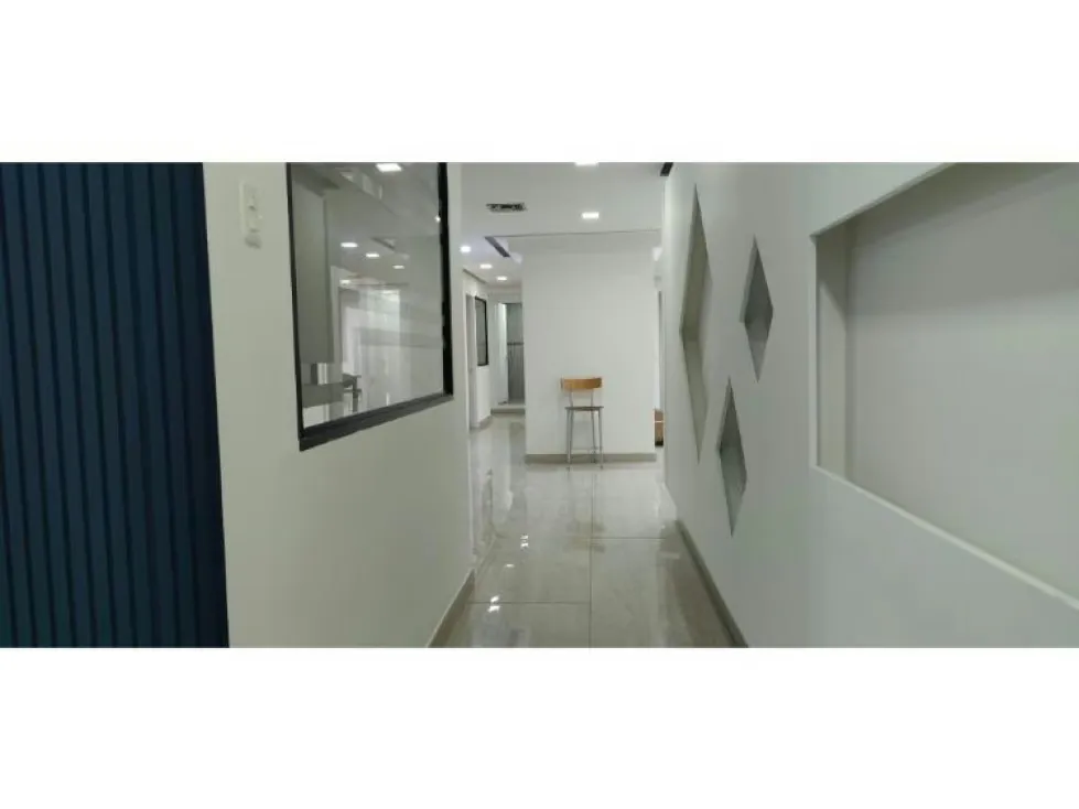 Alquilo oficina 140+40m2 Los Palos Grandes 4666 - 3