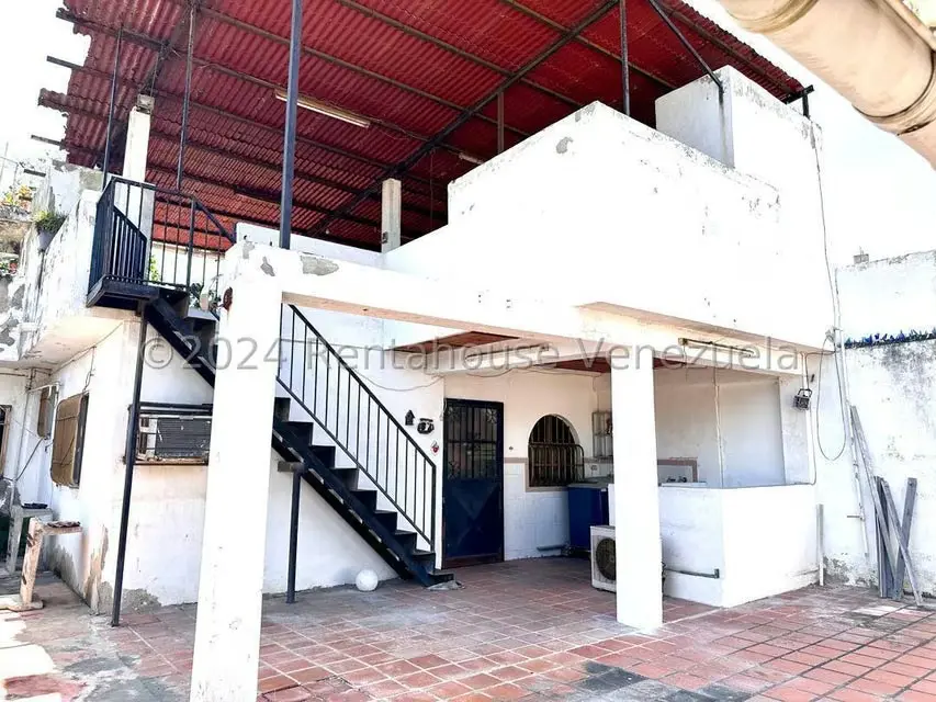 Casa (Multipes Niveles) en Venta en La Atlantida, Vargas - 15