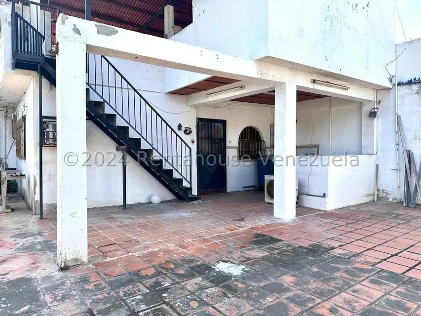 Casa (Multipes Niveles) en Venta en La Atlantida, Vargas - 24