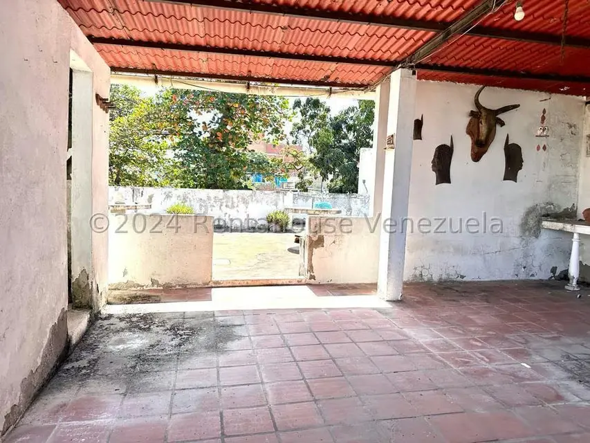 Casa (Multipes Niveles) en Venta en La Atlantida, Vargas - 28