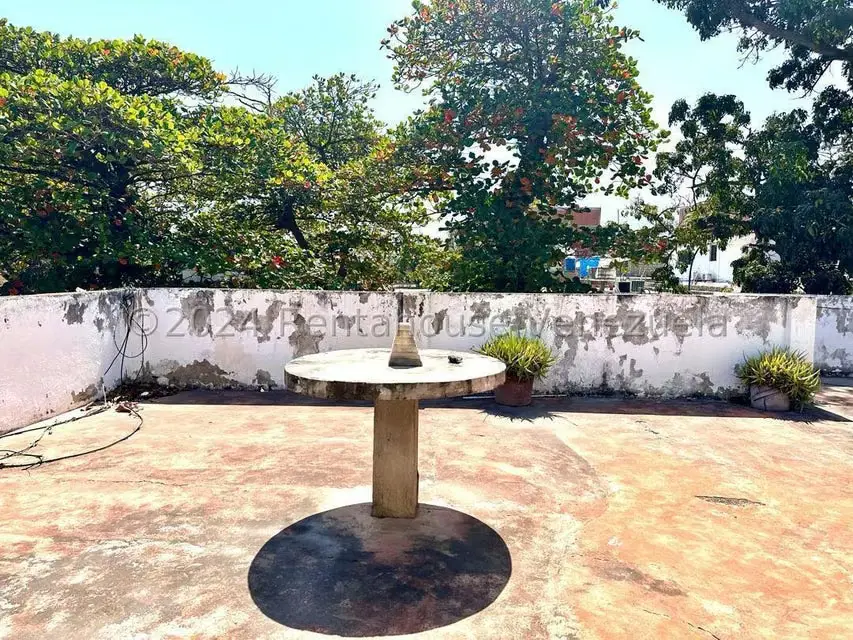 Casa (Multipes Niveles) en Venta en La Atlantida, Vargas - 29