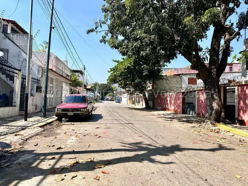 Casa (Multipes Niveles) en Venta en La Atlantida, Vargas - 33