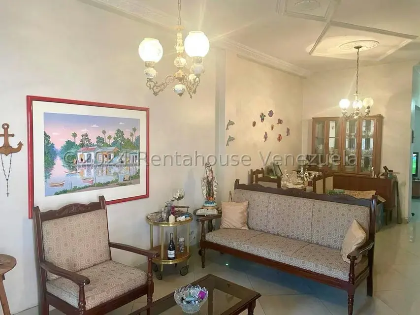 Casa (Multipes Niveles) en Venta en La Atlantida, Vargas - 6