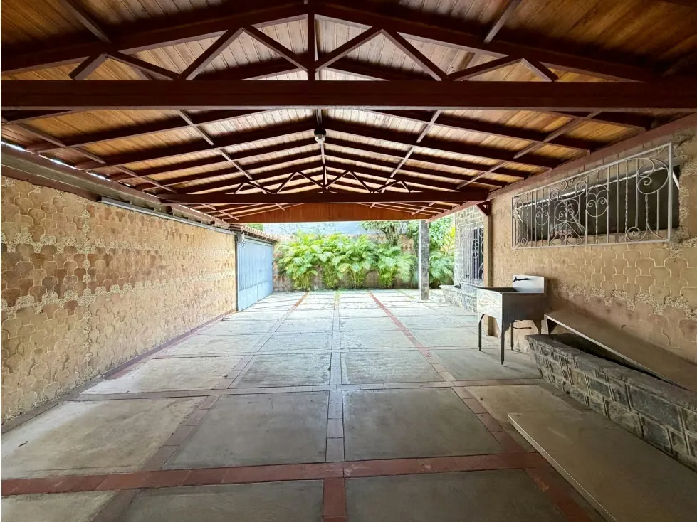 Se Alquila casa/674M2/6h+s/3b+s/8p/La Floresta/4055 - 8