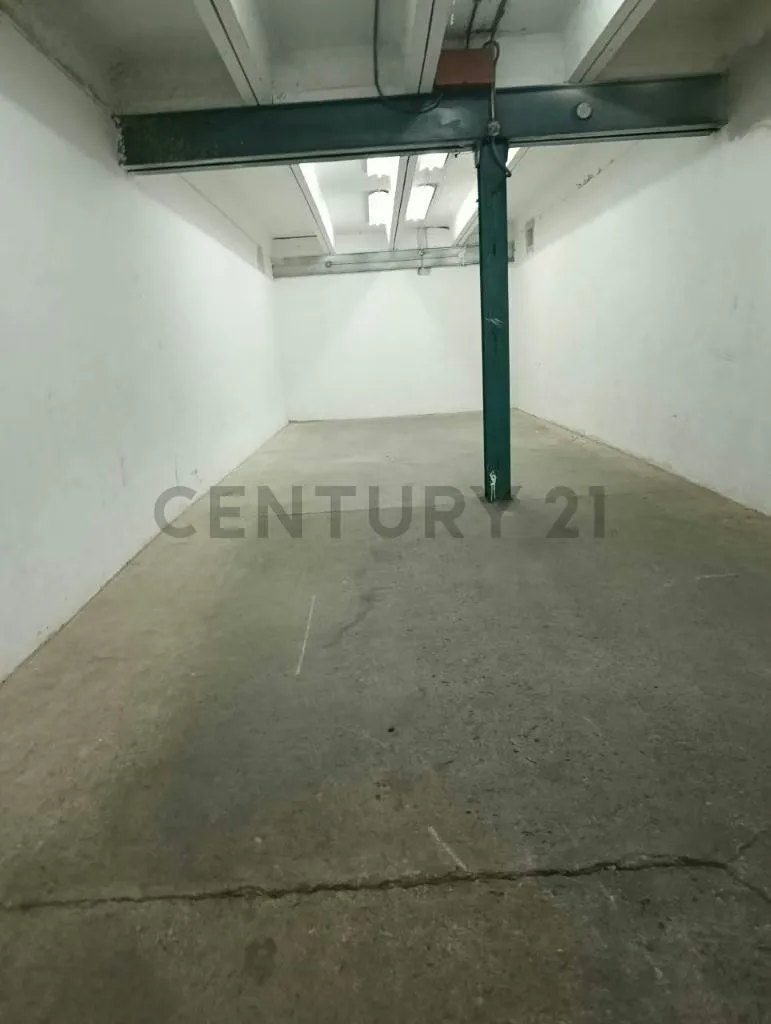 EN ALQUILER: AMPLIO LOCAL INDUSTRIAL / DEPOSITO EN PB EN LA YAGUARA - 6