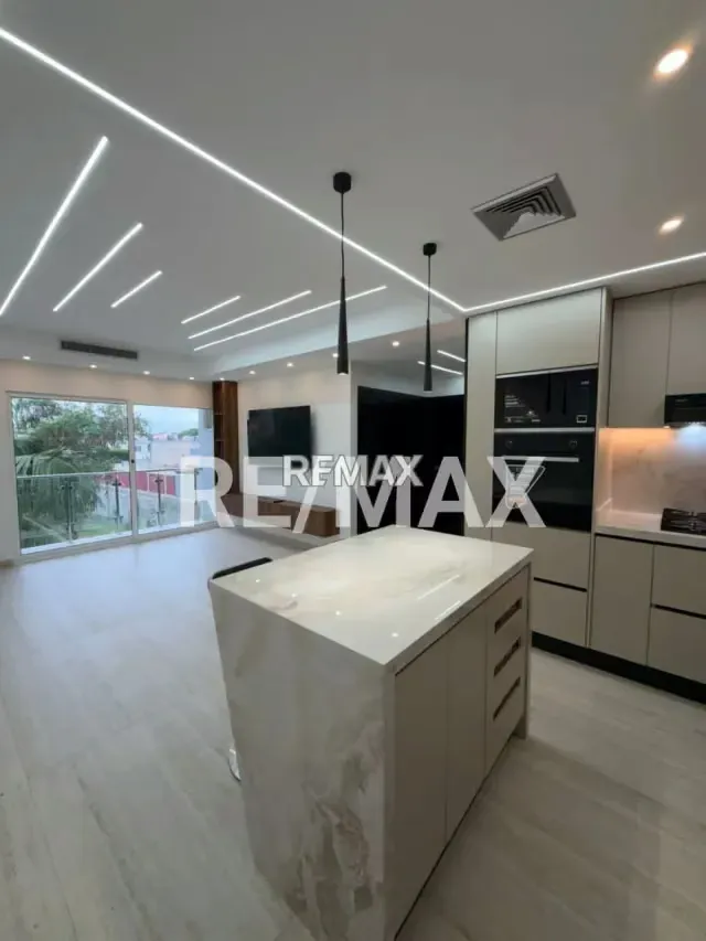 EN VENTA APARTAMENTO ESMERALDA - 2