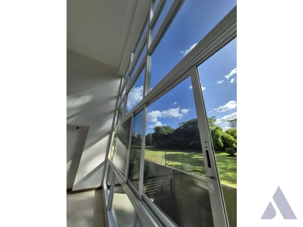Vendo apartamento tipo loft 118m2 Los Naranjos de Las Mercedes 0410