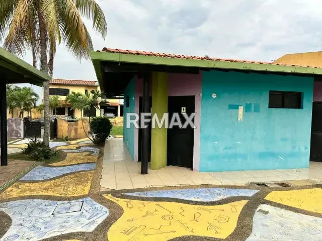 VENDO CASA EN OBRA GRIS LA GRANJA - 11