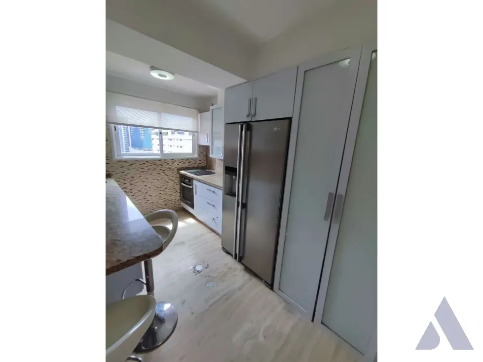 Se alquila Ph amoblado c/ terraza 240m2 El Rosal 9161 - 21