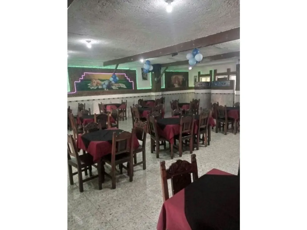 Local Bar Restaurante 232m2 Alquiler cerca Av. Baralt Caracas - 11
