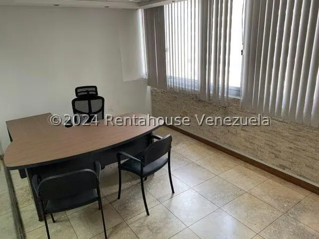Oficina en Alquiler en Chacao, Distrito Metropolitano - 11