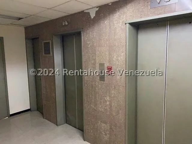 Oficina en Alquiler en Chacao, Distrito Metropolitano - 4
