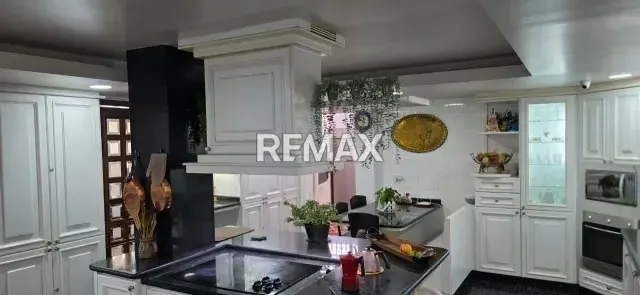 SE VENDE CASA EN CUMBRES DE CURUMOS - 7