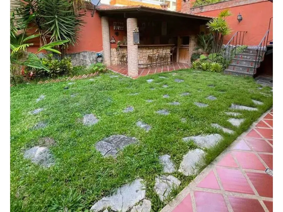 Se vende casa 450m2 La Boyera 9157 - 9