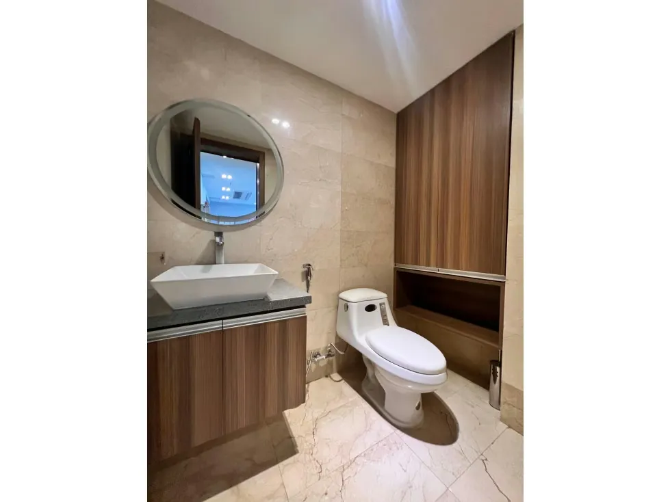 OFICINA COMERCIAL EN VENTA EN LAS MERCEDES - 11