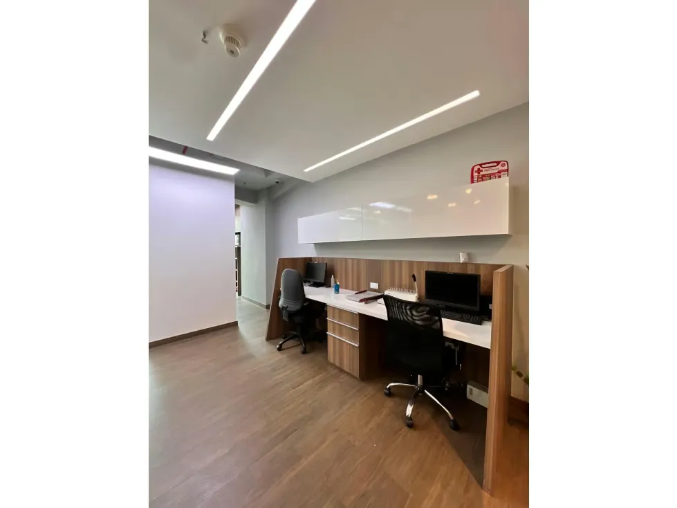 OFICINA COMERCIAL EN VENTA EN LAS MERCEDES - 5