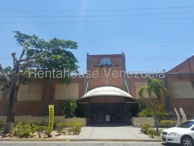 Comercial (Local Comercial) en Venta en Mata Linda, Miranda