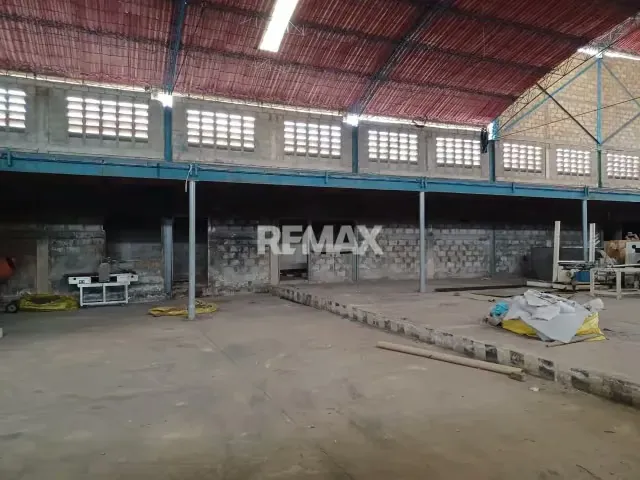 GALPON COMERCIAL EN ALQUILER EN SECTOR ARISMENDI - 8
