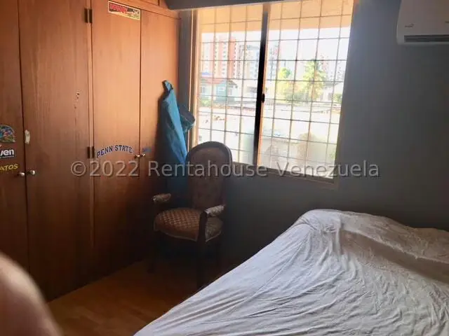 Casa (Duplex) en Venta en Av Bolivar, Anzoategui - 14