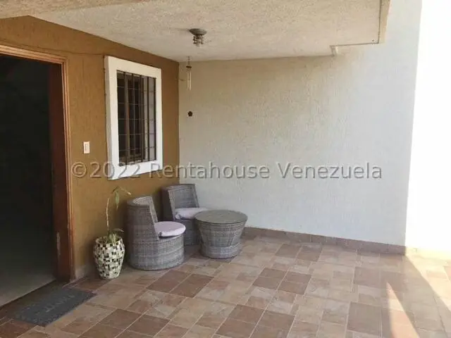 Casa (Duplex) en Venta en Av Bolivar, Anzoategui - 2