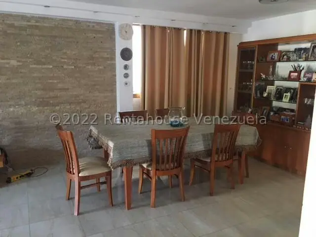 Casa (Duplex) en Venta en Av Bolivar, Anzoategui - 4