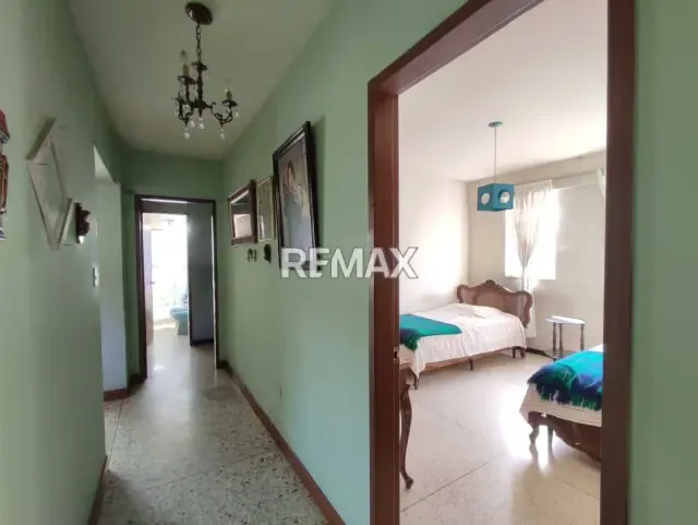 VENTA AMPLIO APARTAMENTO EN LA AV BOLIVAR DE VALENCIA - 12