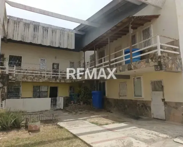 POTENCIAL Y CÓMODO APARTAMENTO EN PB EN LA AV JUAN BAUTISTA ARISMENDI - 5