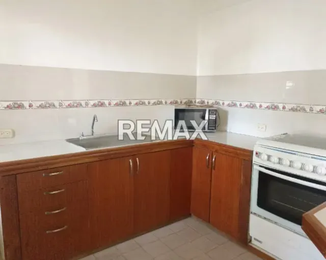 POTENCIAL Y CÓMODO APARTAMENTO EN PB EN LA AV JUAN BAUTISTA ARISMENDI - 10