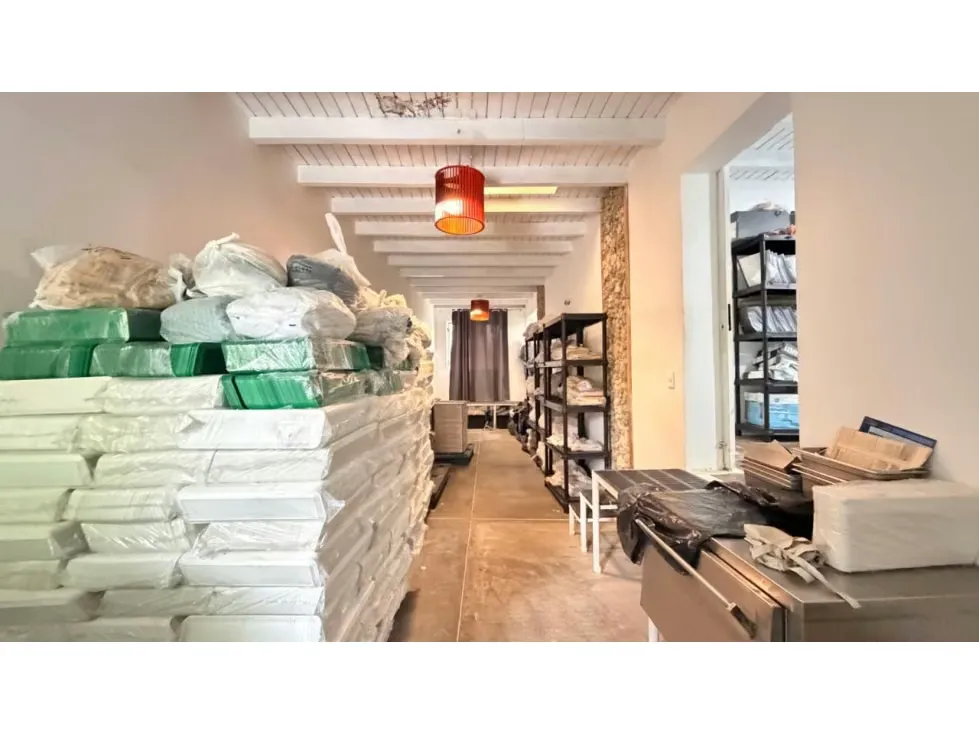 Casa Comercial En Alta Florida venta y Alquiler 699m2 - 23